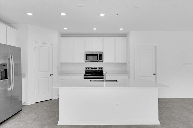 Building Photo - 1819 Weir Blvd