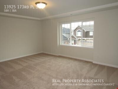 Building Photo - Beautiful Renton Home for Rent