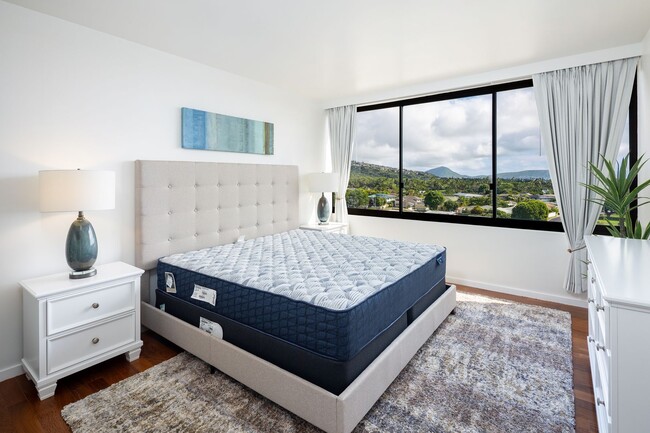 Building Photo - Regency at Kahala - Partially Furnished - 1 bedroom, 1 bathroom, 1 parking stall