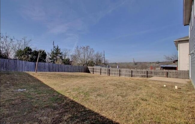 Building Photo - 9114 Magna Carta Loop