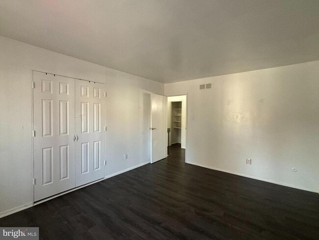 Building Photo - 2404 Bayberry Ct