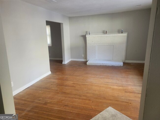 Building Photo - 2828 Engle Rd NW