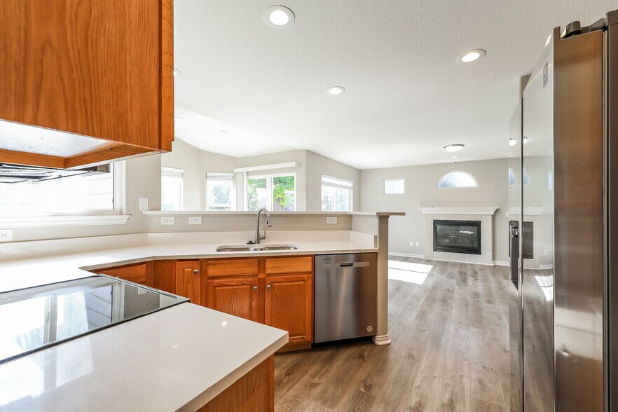 Building Photo - 2876 S Tower Way