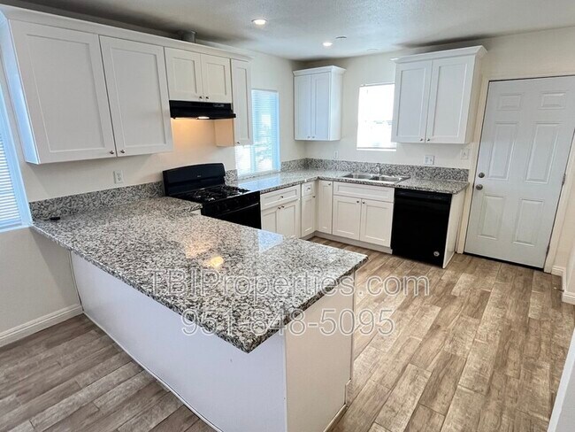 Building Photo - 7773 Philbin Ave