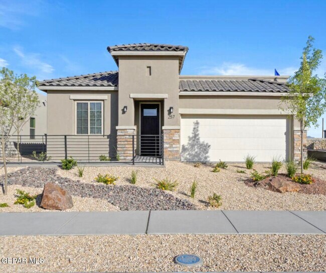 Building Photo - 257 Adamtowne Dr