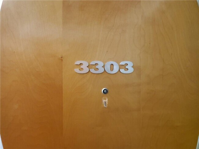 Building Photo - 5200 Peachtree Rd NE
