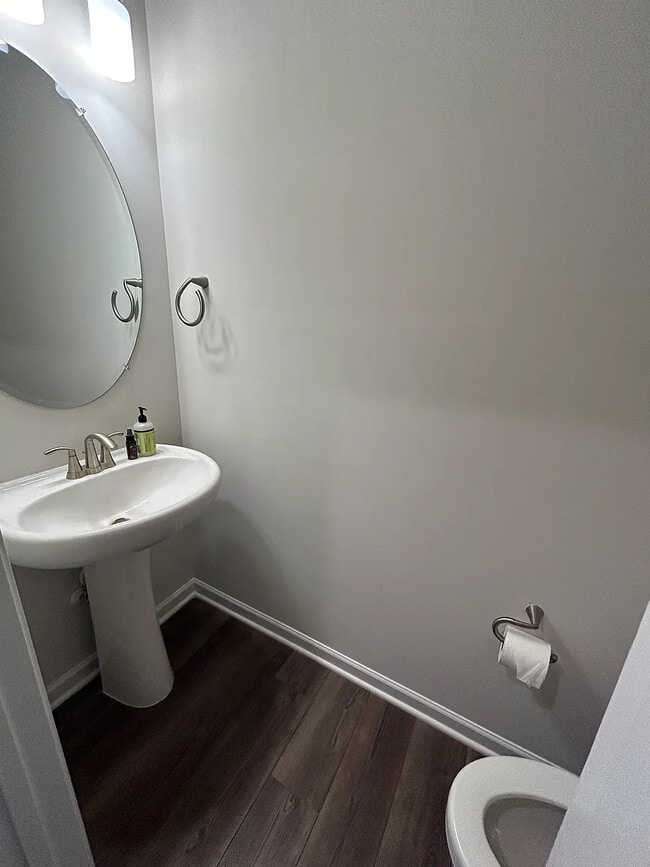 Building Photo - Room in House on Collaborative Wy