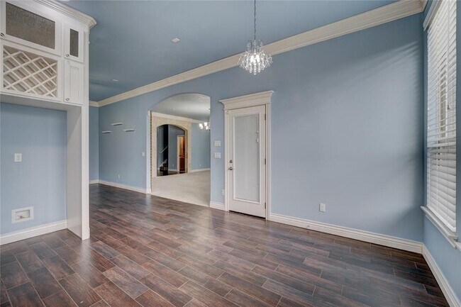 Building Photo - 6100 NW 154th St