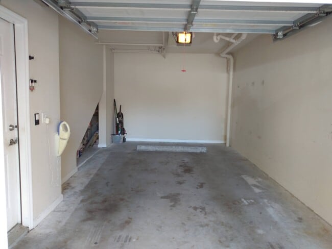 Building Photo - 2018 Alta Meadows Ln