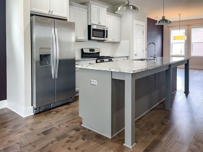 Building Photo - Modern Luxury in the Heart of Briar Chapel – Walk to Everything! (flexible move-in)