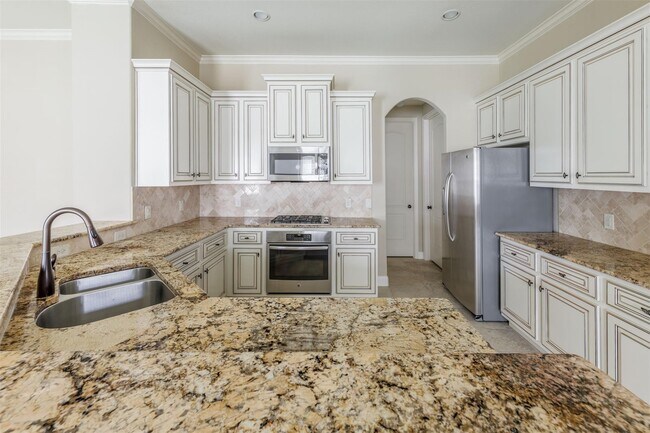 Building Photo - 4911 Augusta Pointe Ct