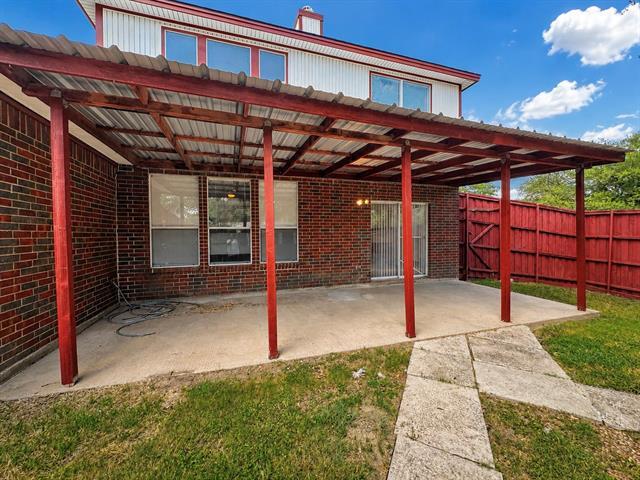 Building Photo - 824 Elm Falls Pl