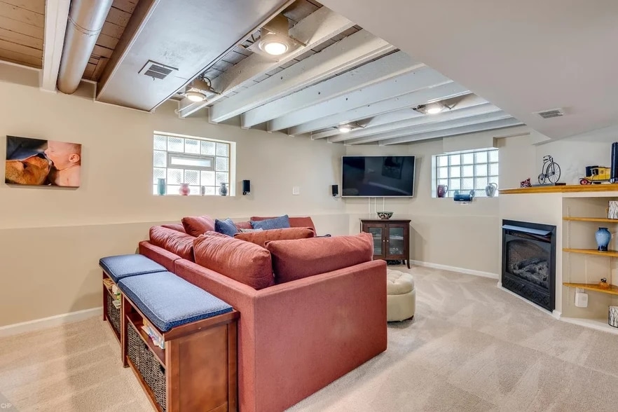 Building Photo - 4021 N Francisco Ave