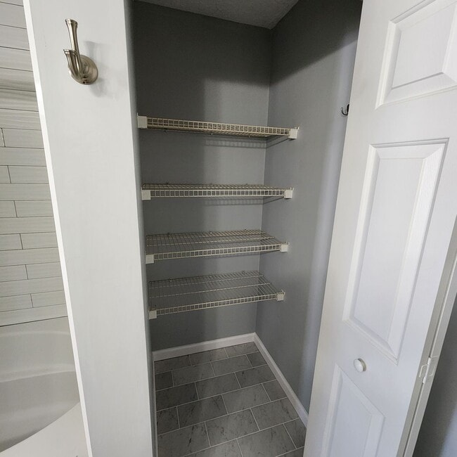 Building Photo - Beautiful Home for rent Durham NC