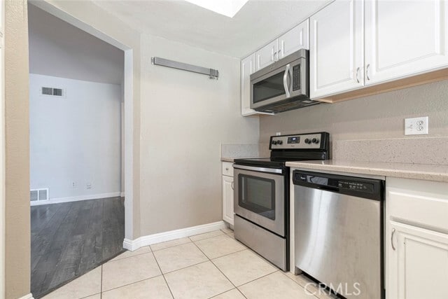 Building Photo - 23211 Kimmore Terrace
