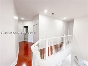 Building Photo - 1621 Diplomat Dr