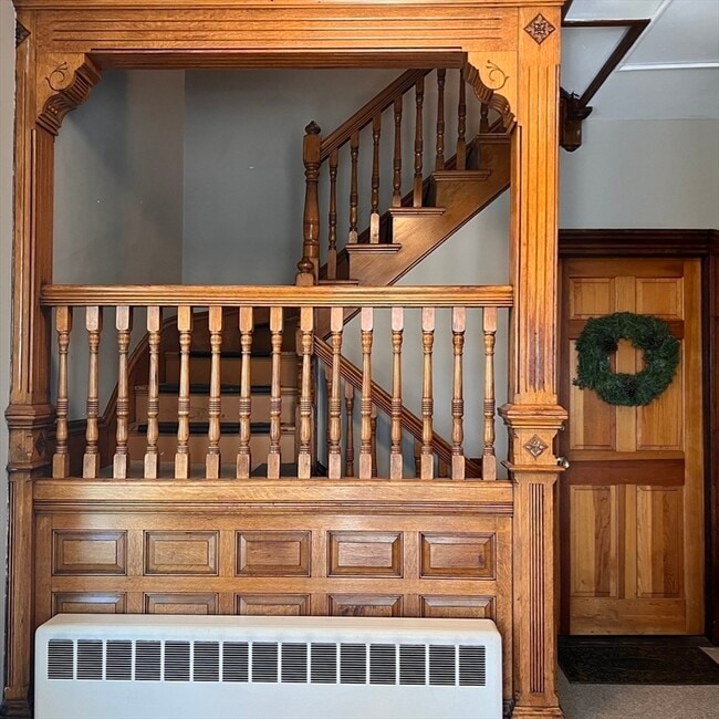 Building Photo - 14 Fairview Ave