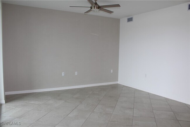 Building Photo - 5555 Double Eagle Cir