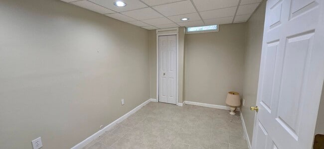 Building Photo - 40184 Long Horn Dr