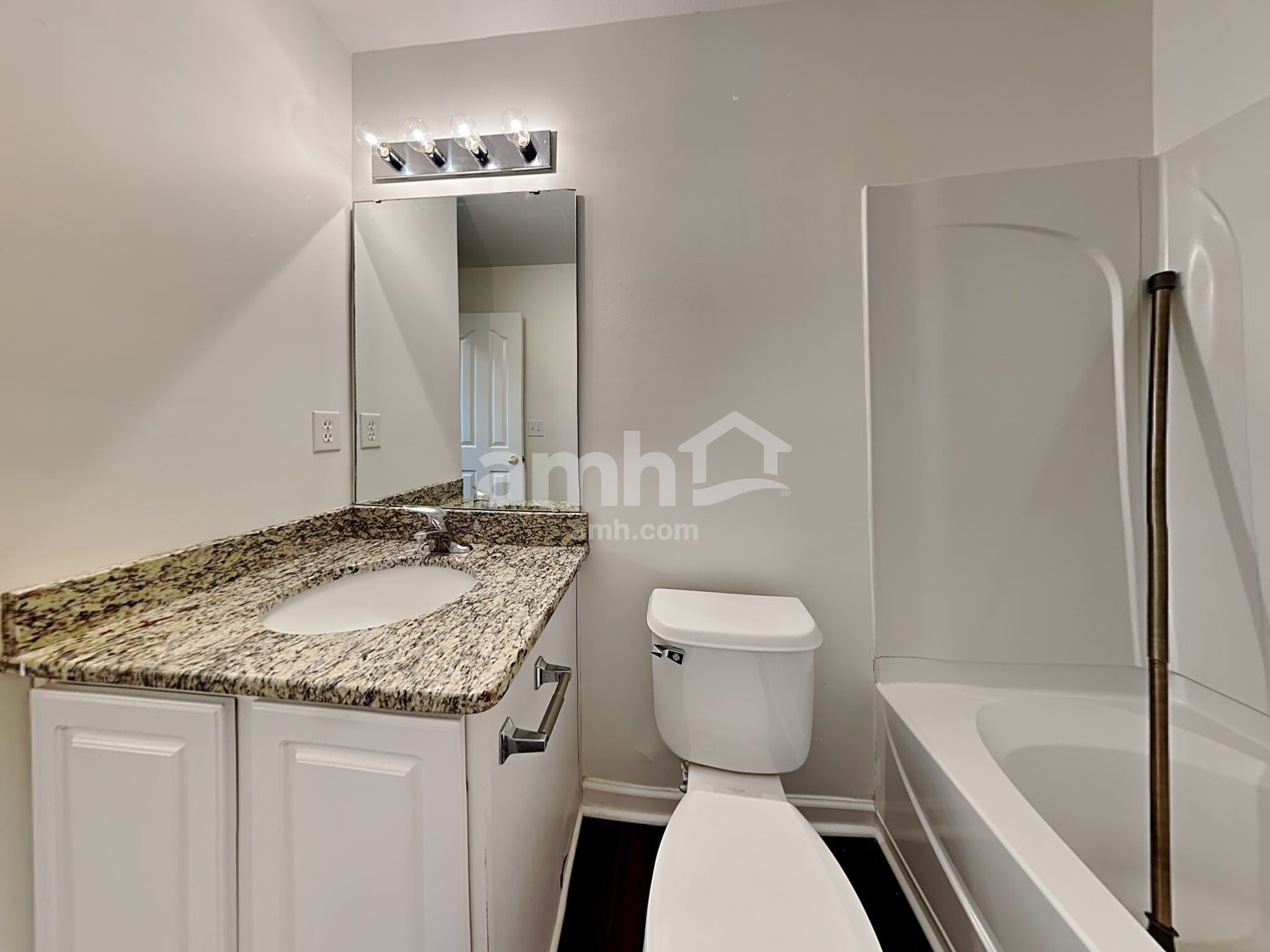 Building Photo - 16 Slow Creek Dr