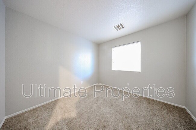 Building Photo - 15312 W Watson Ln