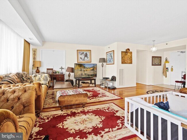 Building Photo - 5501 Seminary Rd