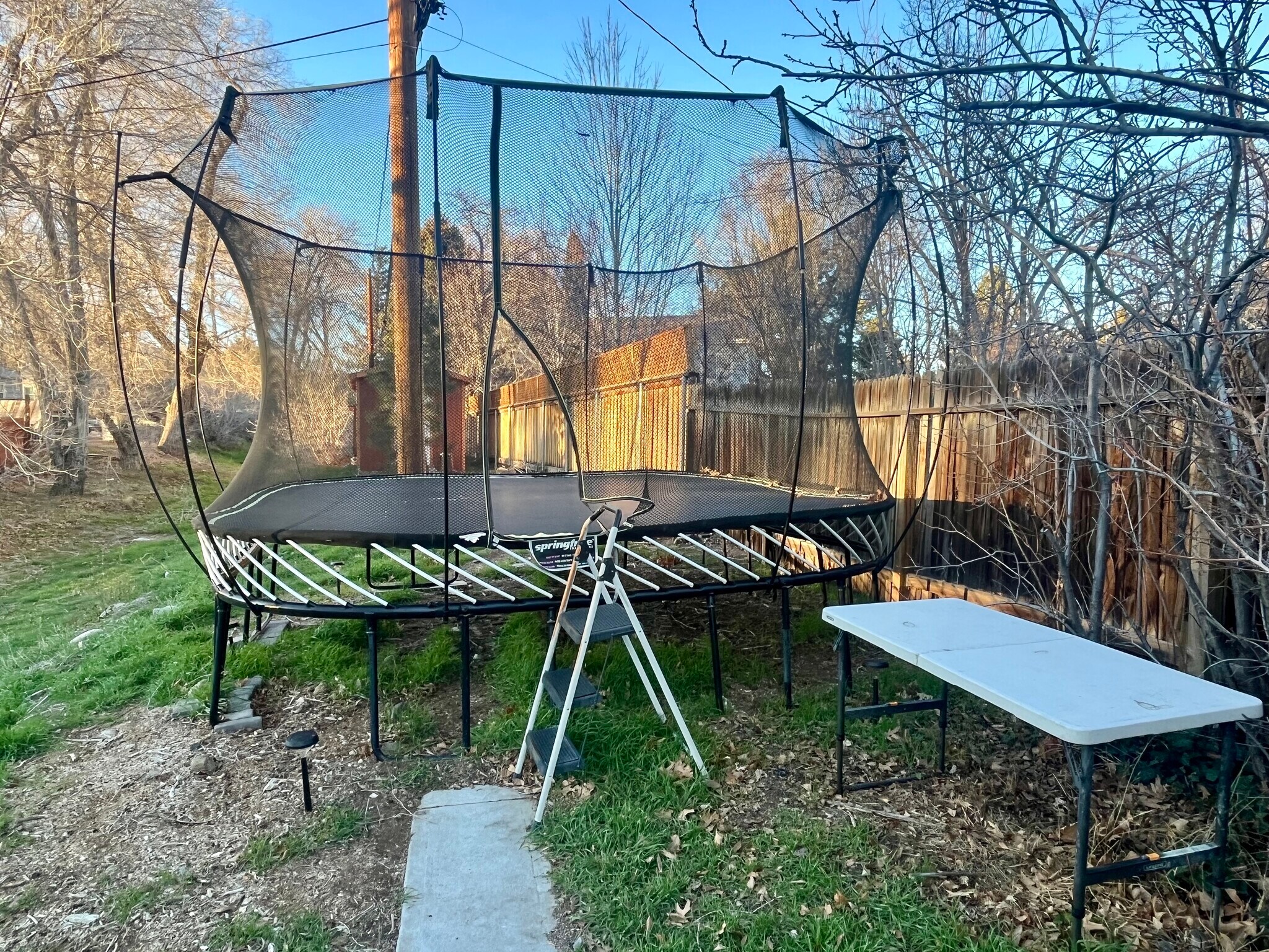 Building Photo - 915 University Ter