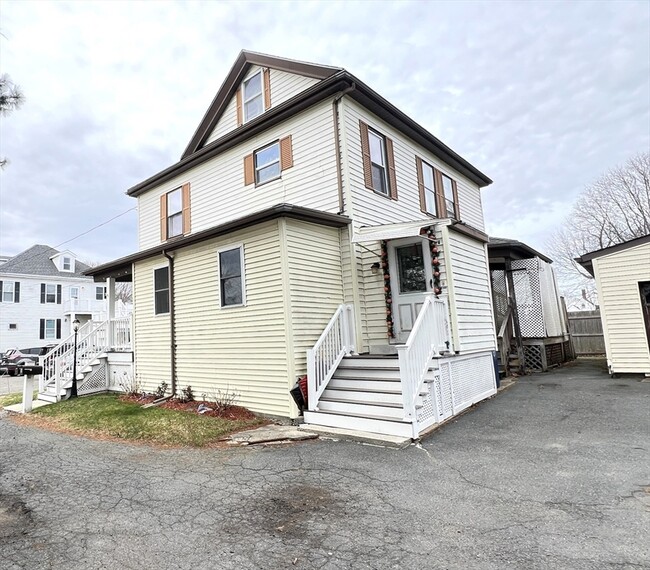 Building Photo - 3 Mill St Ct