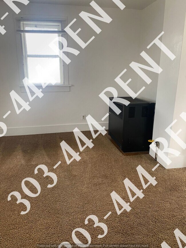 Building Photo - 10625