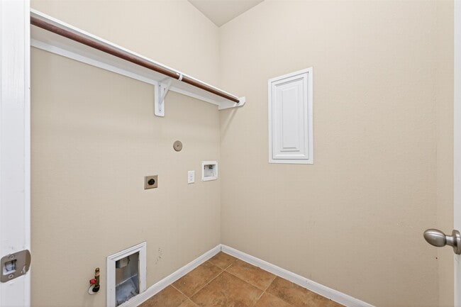 Building Photo - 14718 Julie Meadows Ln