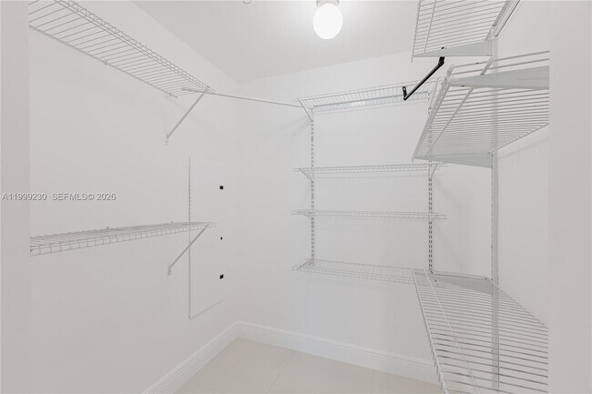 Building Photo - 185 SW 7th St