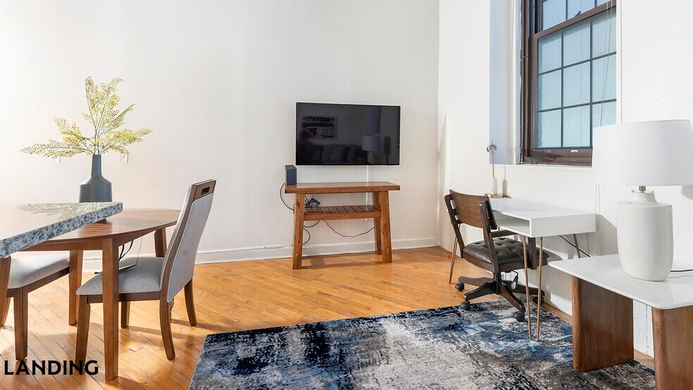 Building Photo - 121 S Fremont Ave