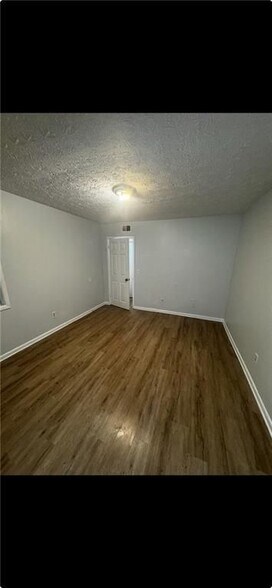 Building Photo - 3451 Cobbs Ferry Dr