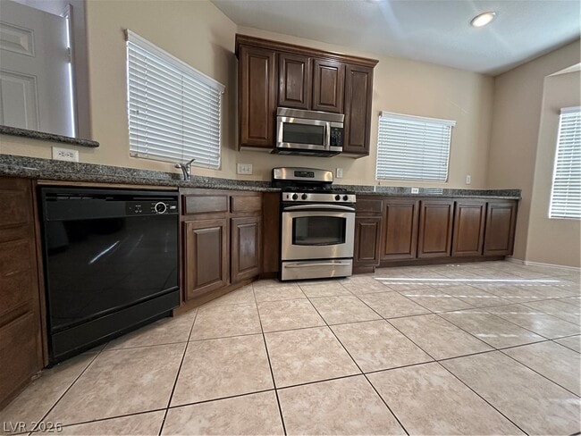 Building Photo - 3437 Big Stomp Ct