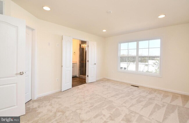 Building Photo - 4513 Ryelan Dr