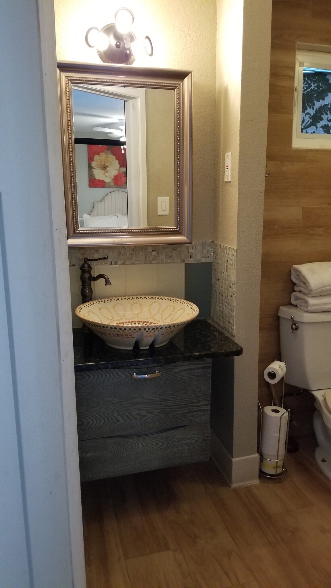 Building Photo - 809 4th Ave N