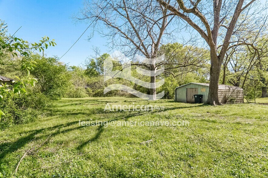 Building Photo - 1243 Pineview Rd