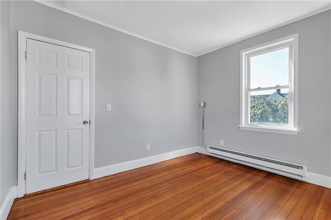 Building Photo - 111 Pocasset Ave