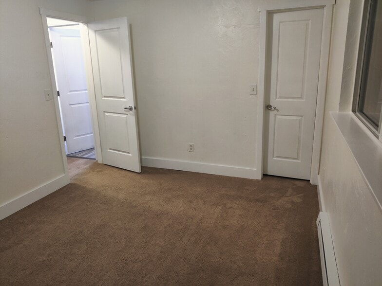 Building Photo - 1110 Hayes St