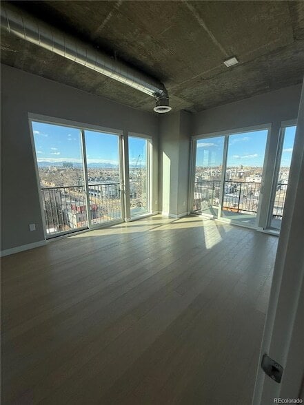 Building Photo - 1515 Julian St