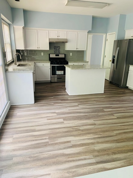 Building Photo - 400 Stedford Ln