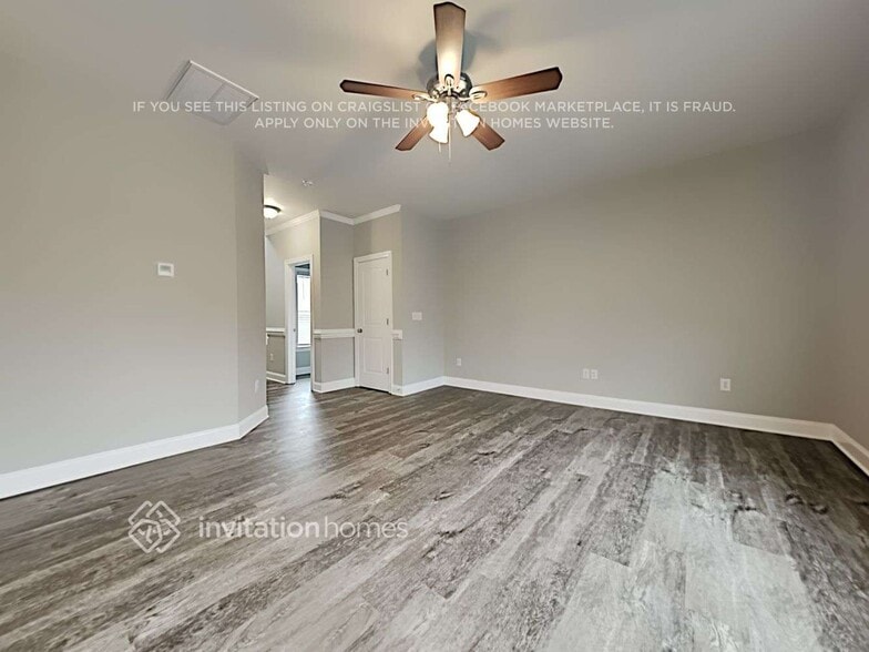 Building Photo - 1088 Lakemont Dr
