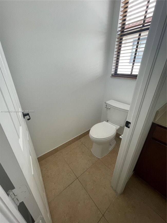 Building Photo - 8290 NW 39th Ct