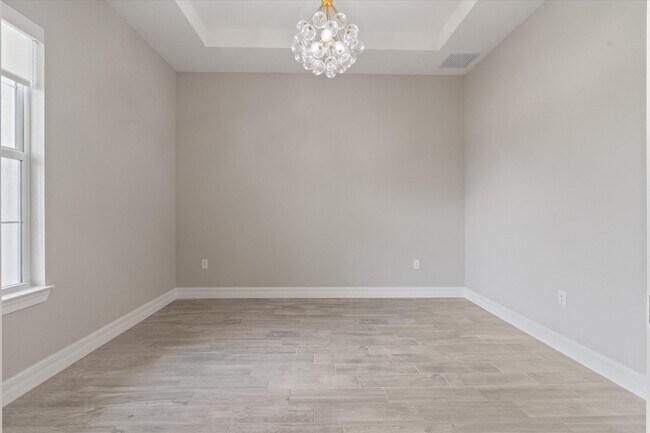 Building Photo - 5312 Blue Reed Ln.