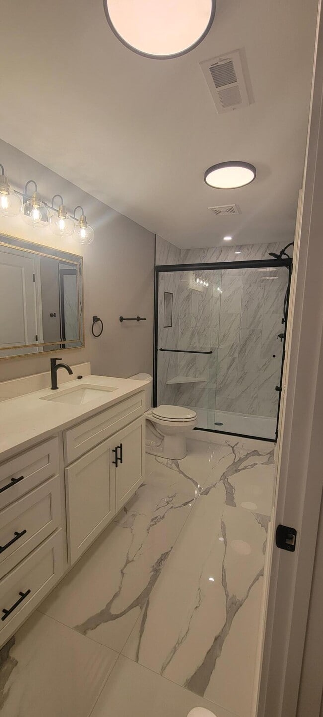 Building Photo - 3593 Harper Woods Ln