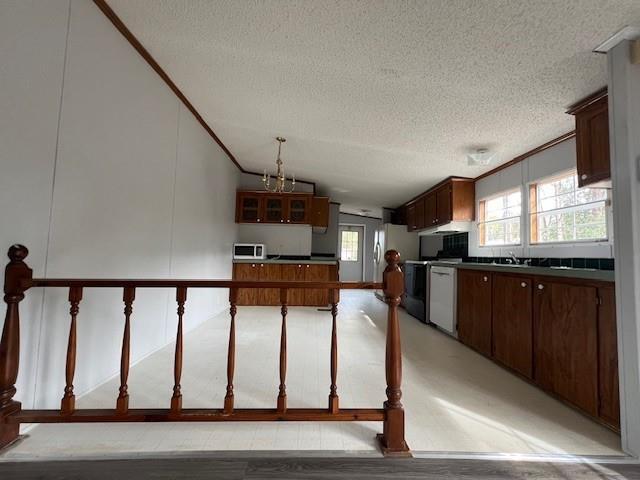 Building Photo - 1345 Bay St