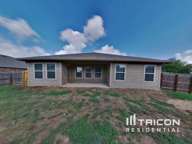 Building Photo - 1367 Star Meadow