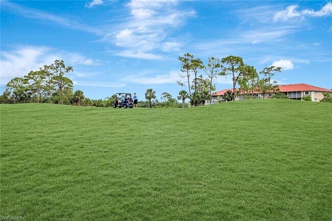 Building Photo - 5859 Westbourgh Ct