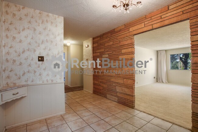 Building Photo - !!CALL US TODAY AT (505) 808-6467 TO SCHED...