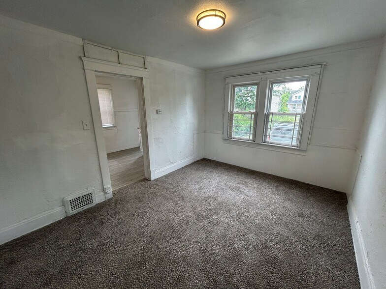 Building Photo - 13602 Horner Ave